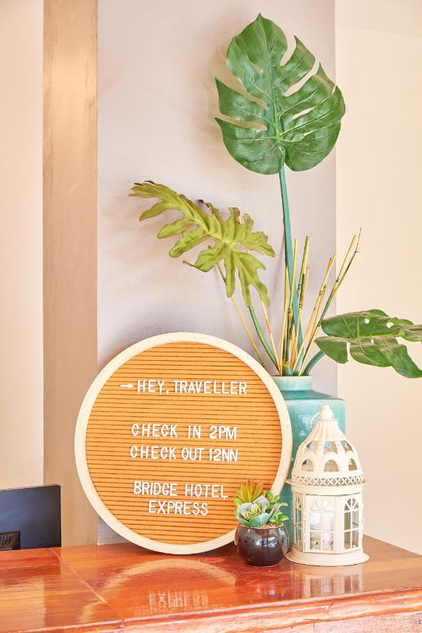 Bridge Hotel Express Cagayan de Oro Buitenkant foto